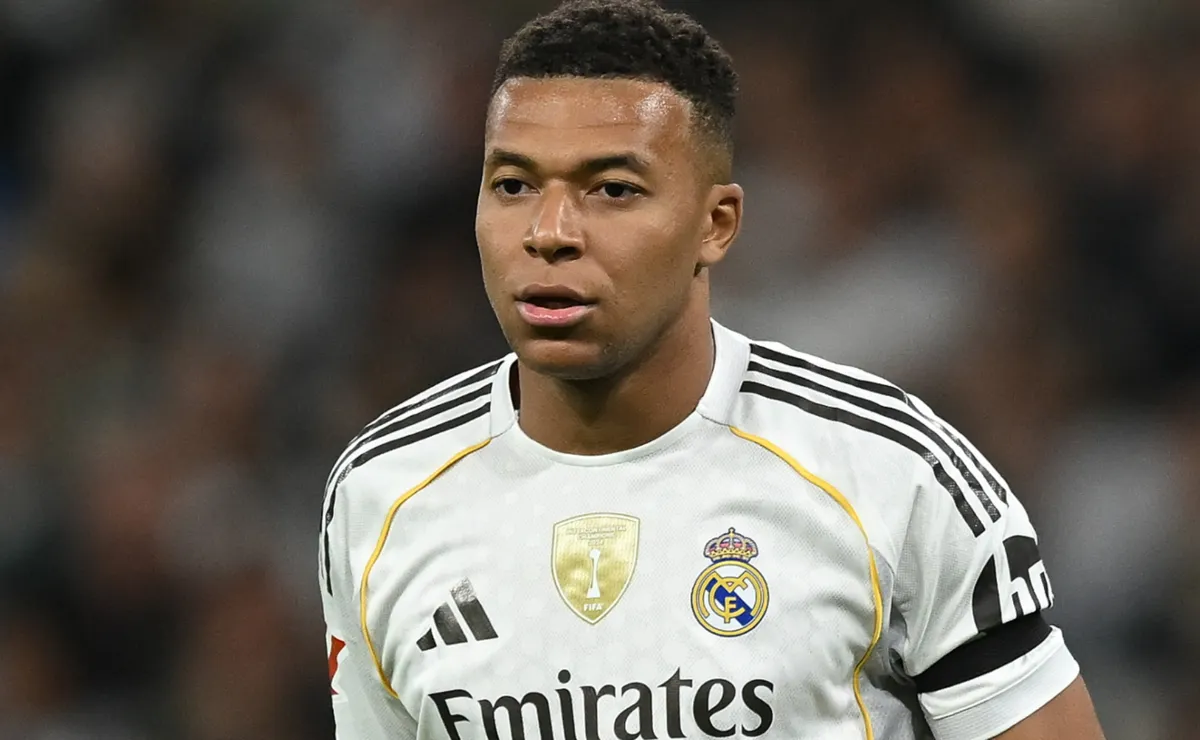 Kylian Mbappe Trains After Hamstring Injury Ahead of Clasico