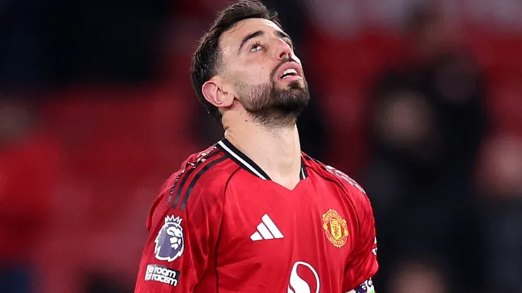 Bruno Fernandes of Manchester United look dejected after the draw in the Premier League match.