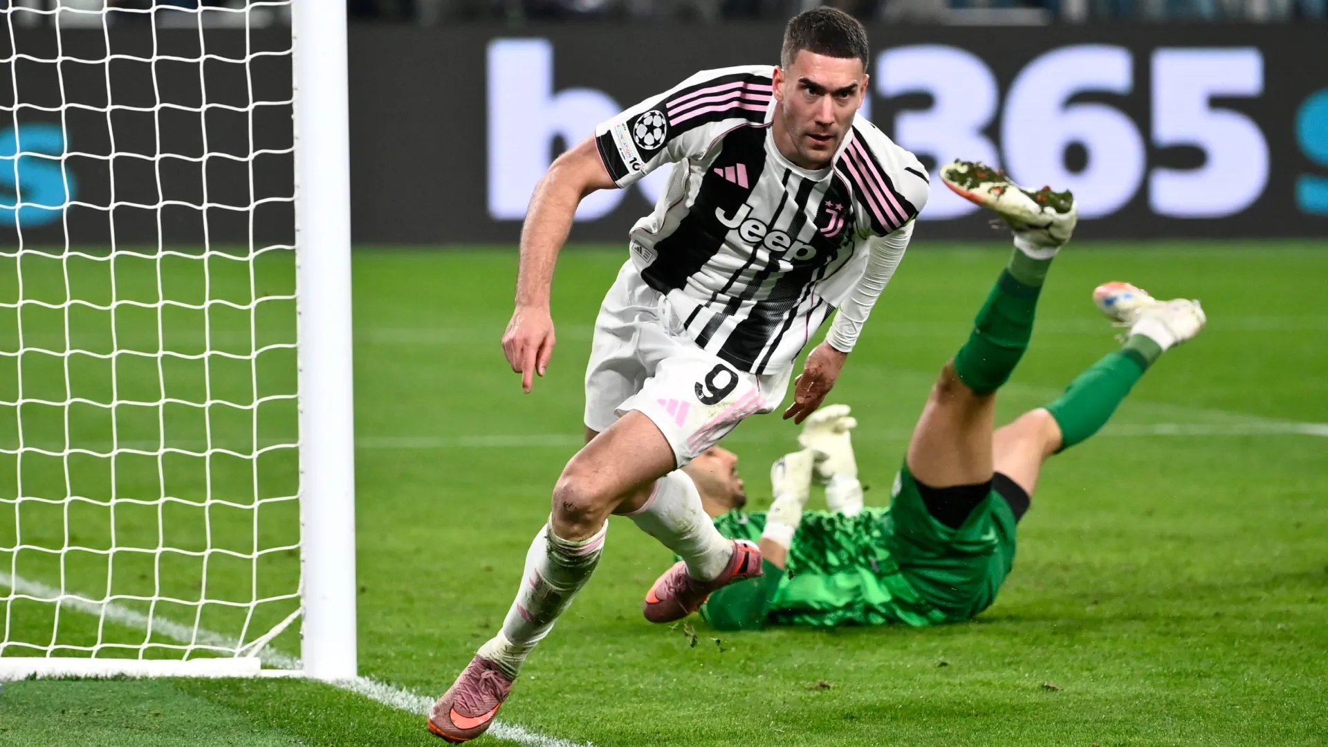 Juventus star Dusan Vlahovic