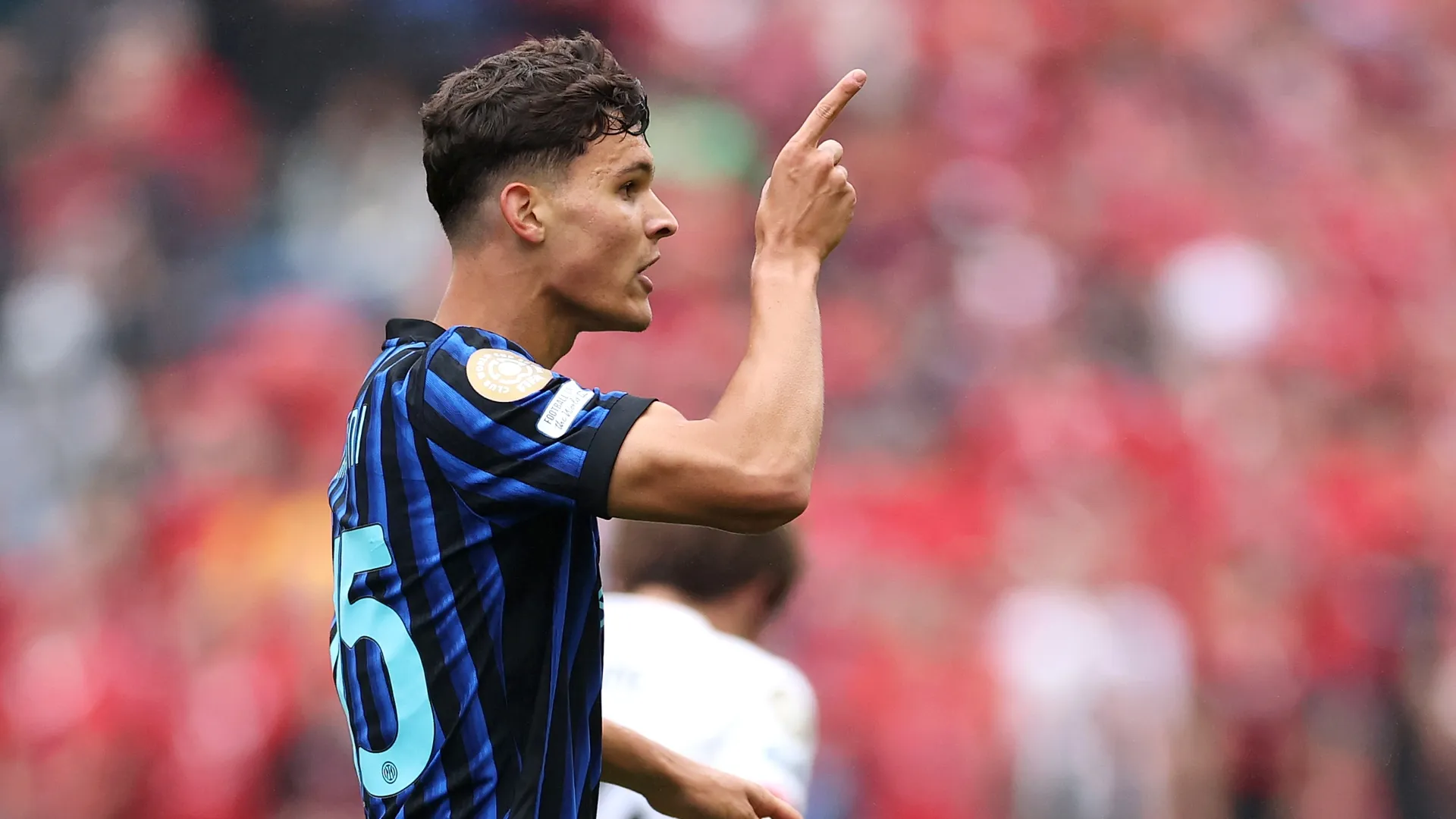 Valentin Carboni playing for Inter Milan.