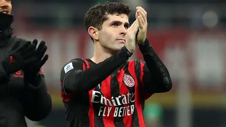 Christian Pulisic of AC Milan applauds the fans
