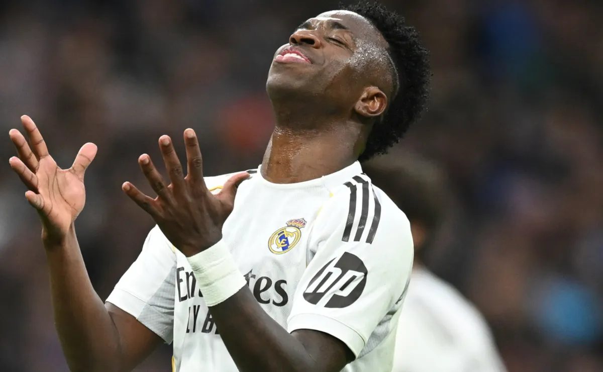 Vinicius Jr's future remain uncertain: Real Madrid star has reportedly put renewal on hold for bold reason