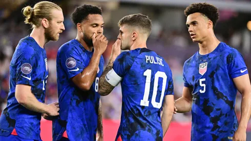 im Ream #13, Weston McKennie #8, Christian Pulisic #10, and Antonee Robinson #5 of USMNT