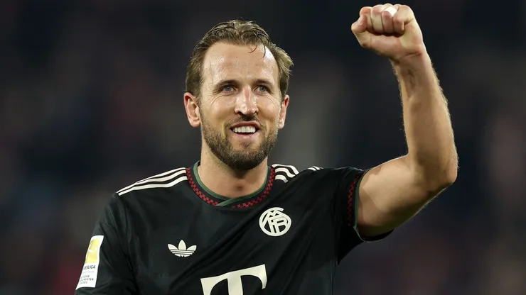 Harry Kane of FC Bayern Munich celebrates victory in the Bundesliga match.
