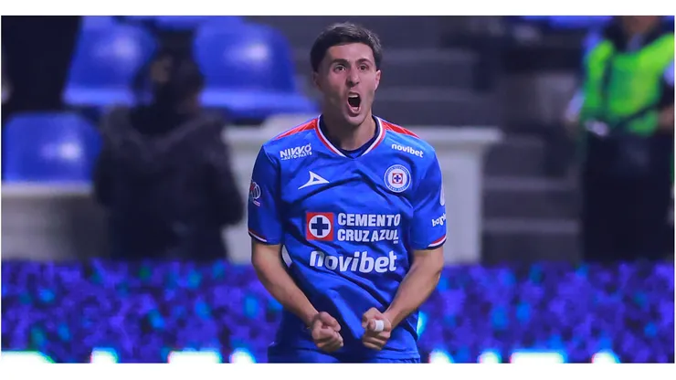 Jose Paradela of Cruz Azul
