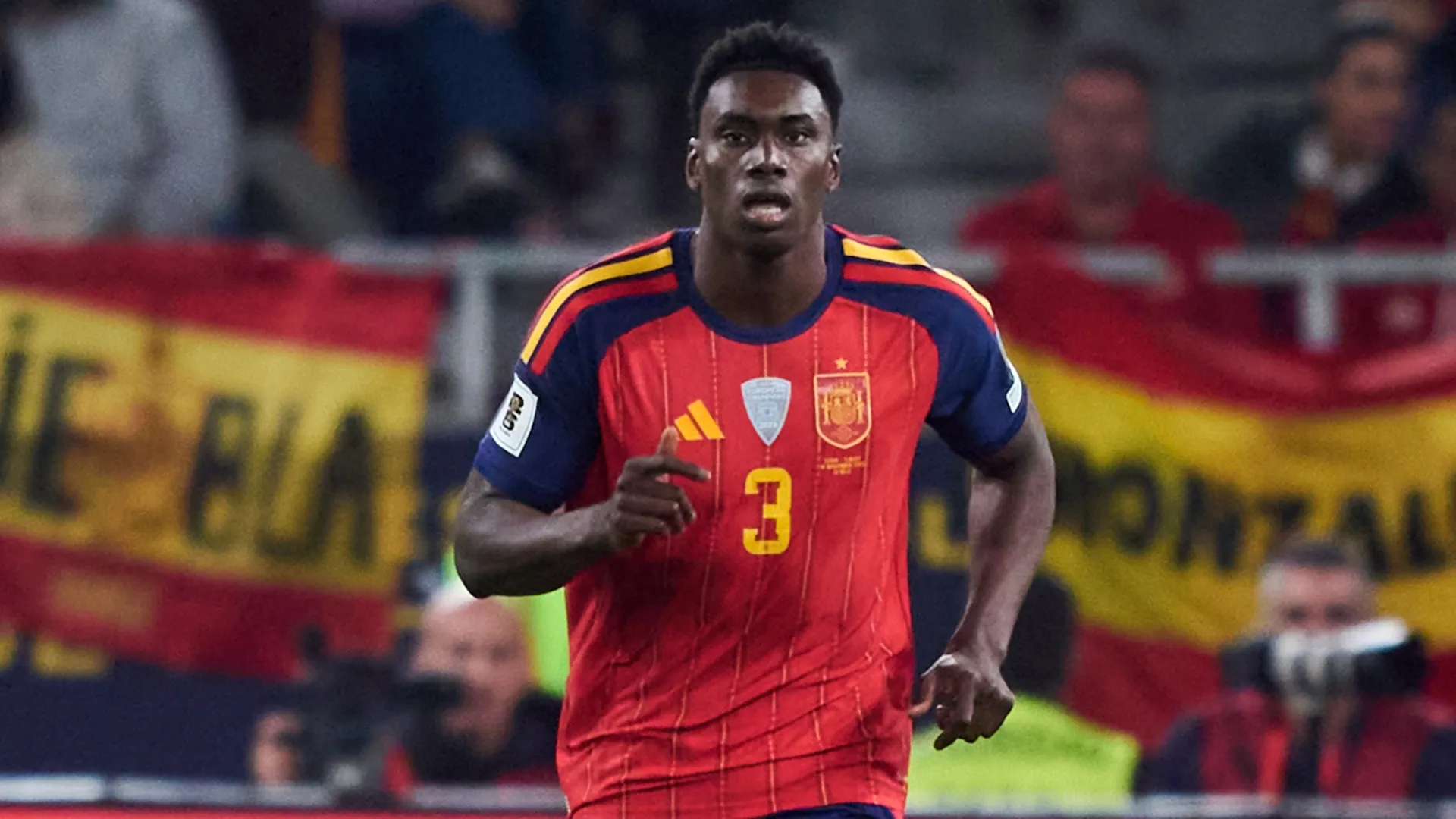 Samu Aghehowa of Spain.