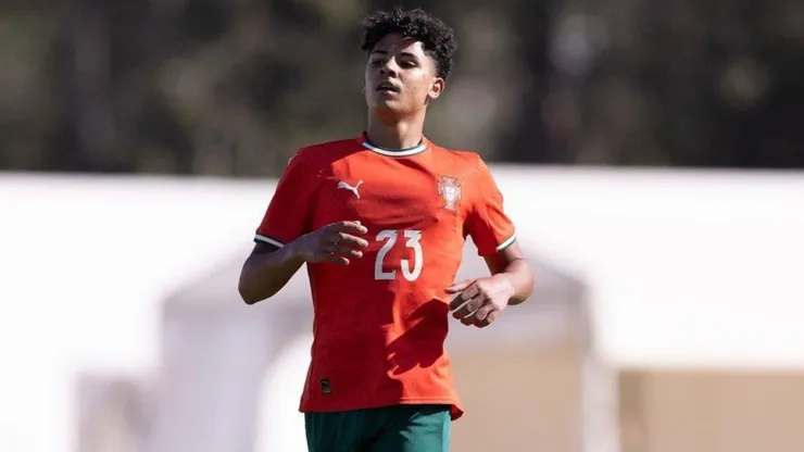 Cristiano Ronaldo Jr. in action for Portugal U-16