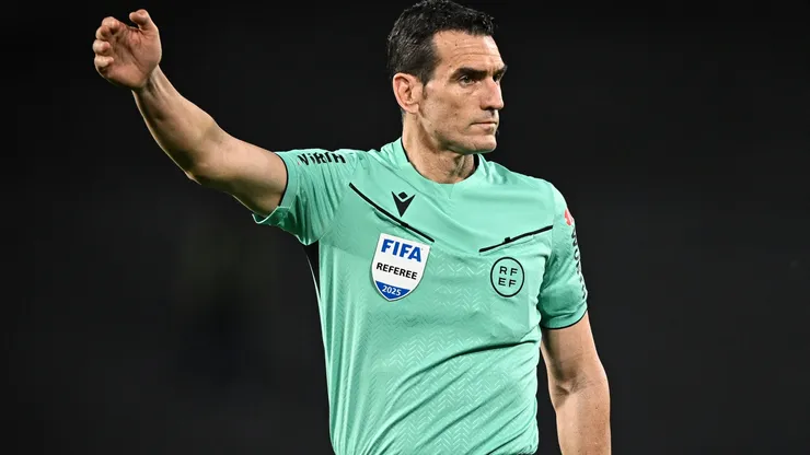 Martínez Munuera was the referee of Barcelona's defeat to Atletico Madrid
