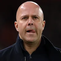 Arne Slot’s Liverpool reportedly battle PSG to sign Premier League star midfielder for 2026-27 season