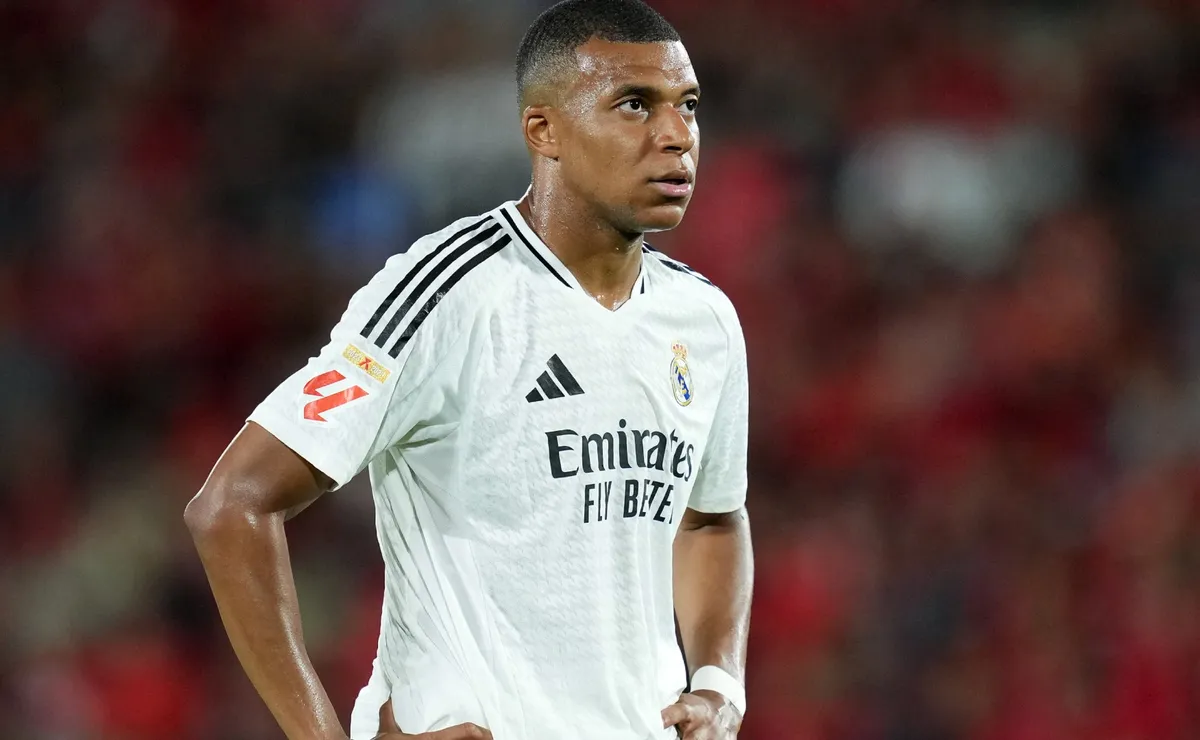 Kylian Mbappé could miss more matches for Real Madrid, according to coach Álvaro Arbeloa