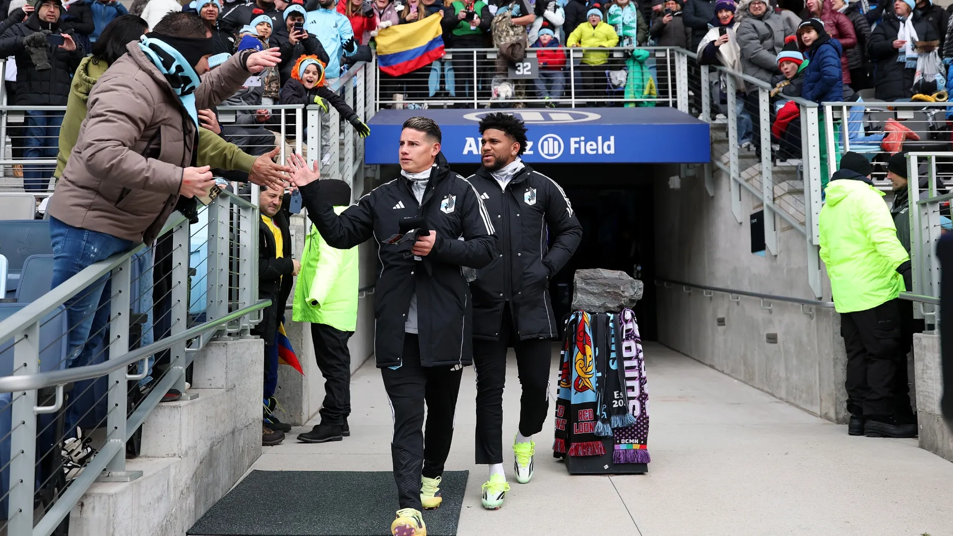 James Rodríguez #10 of Minnesota United greets fans prior to the game against FC Cincinnati.