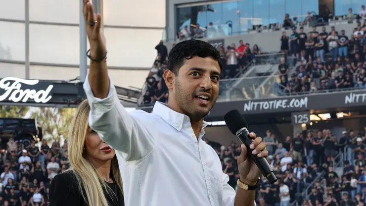 Carlos Vela speaking at the BMO Stadium.
