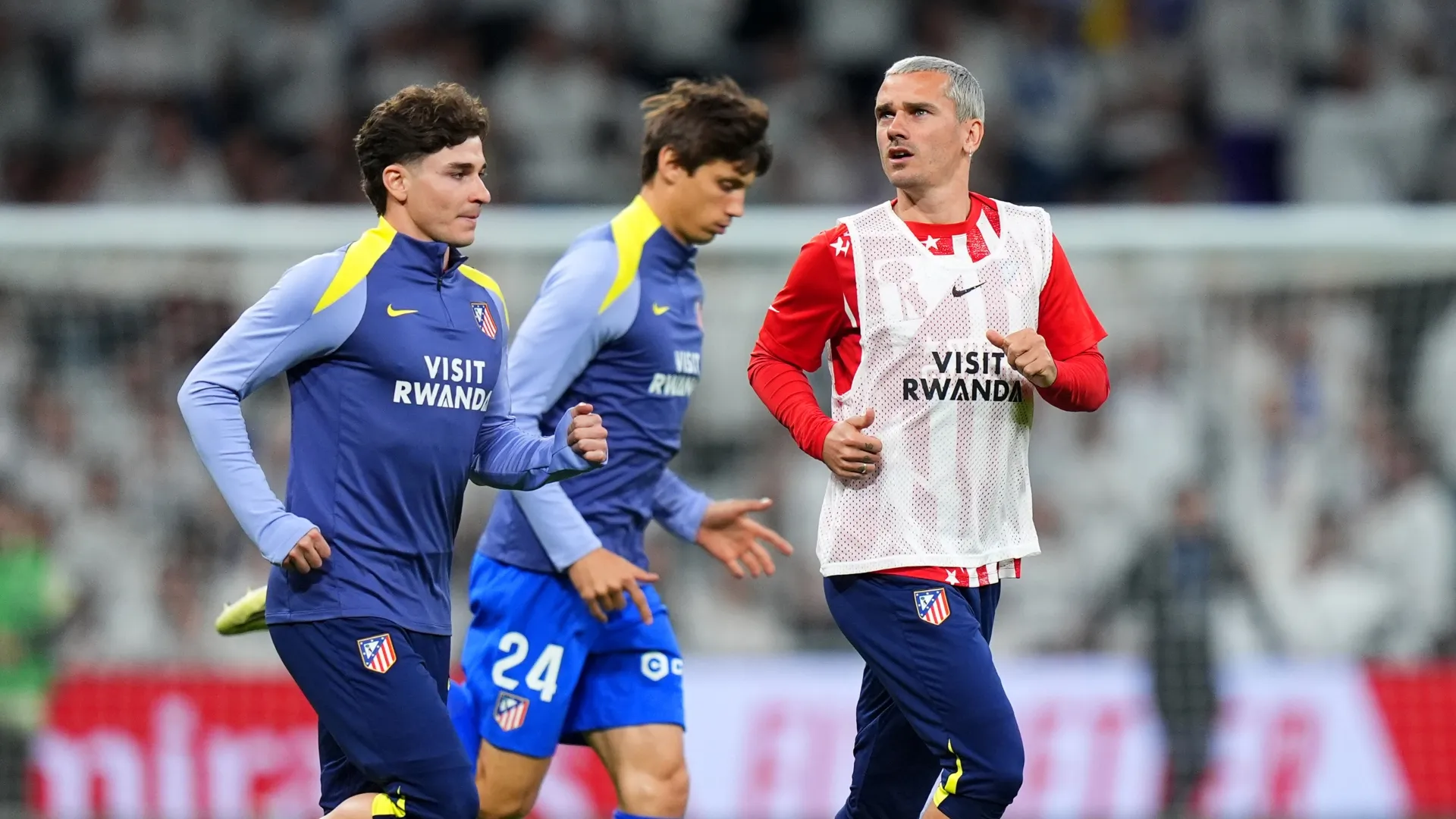 Julian Alvarez and Antoine Griezmann of Atletico de Madrid warming up.
