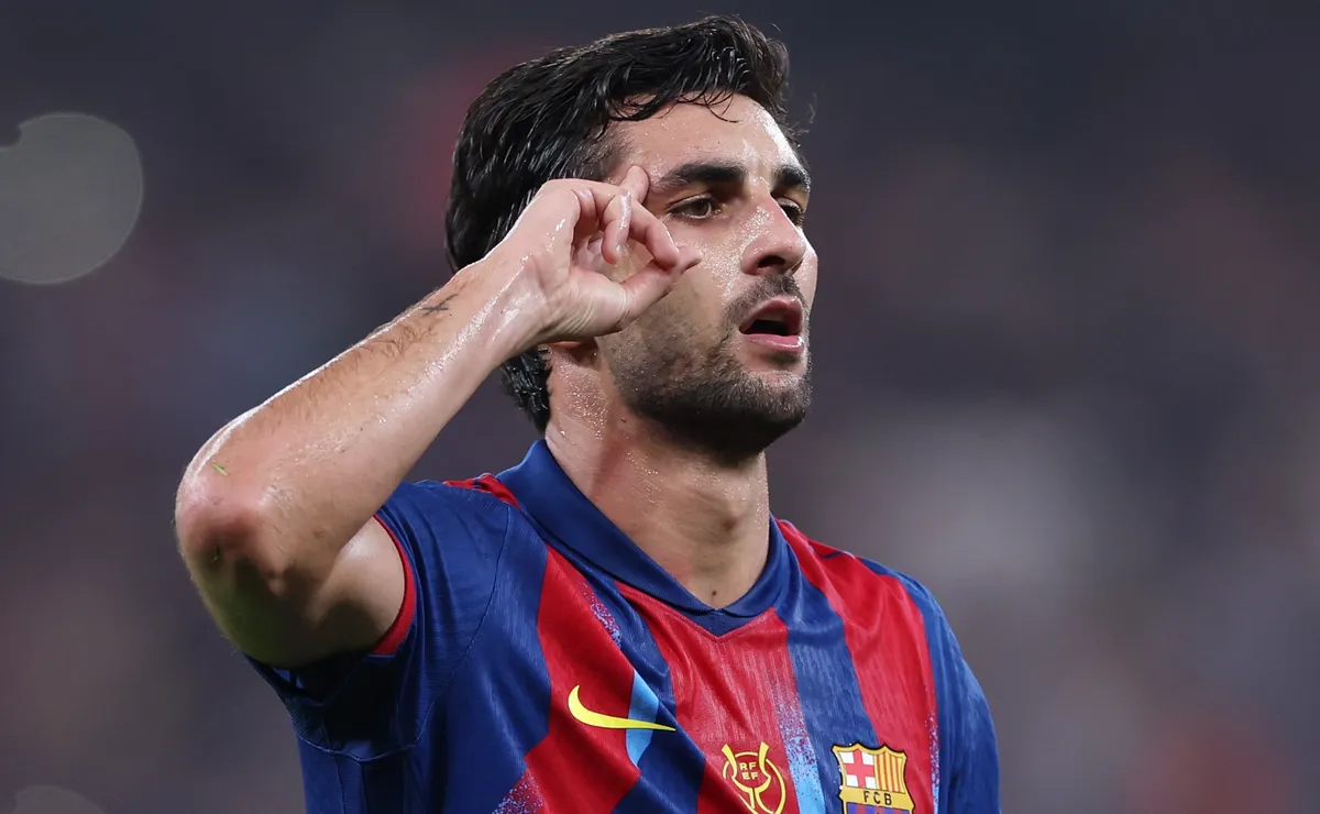 Ferran Torres future in doubt as Barcelona have reportedly set two main goals for striker spot