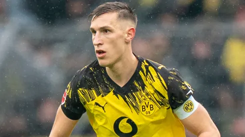 Nico Schlotterbeck of Borussia Dortmund in action during the Bundesliga match.