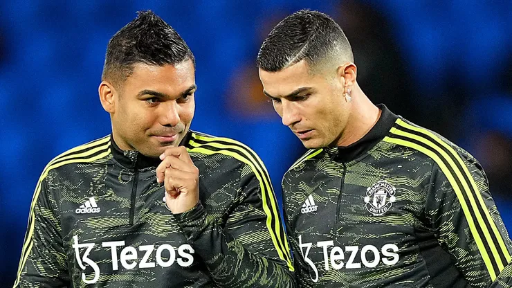 Casemiro and Cristiano Ronaldo of Manchester United warm up.
