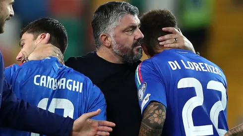 Gennaro Gattuso, Head Coach of Italy, with his players after a game.