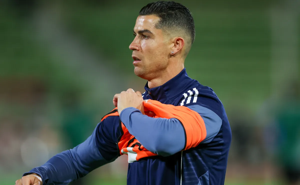 إرهاق كريستيانو رونالدو يتسبب في غيابه عن التدريبات الجماعية بعد بطولات النجمة مع حصول النصر على تحديث مهم للياقة البدنية إرهاق كريستيانو رونالدو يتسبب في غيابه عن التدريبات الجماعية بعد بطولات النجمة مع حصول النصر على تحديث مهم للياقة البدنية