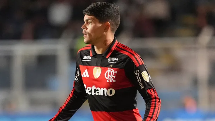 Ayrton Lucas of Flamengo