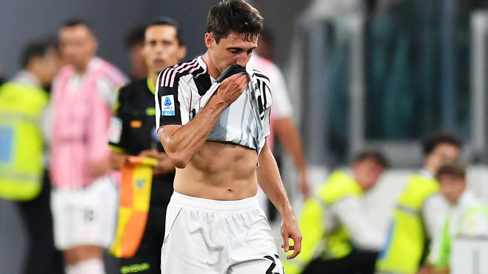 Cambiaso could be Barcelona’s left back (Valerio Pennicino/Getty Images)