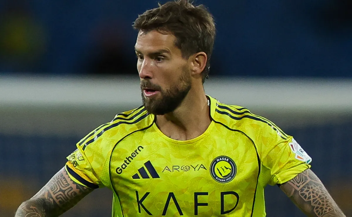 Cristiano Ronaldo in line to keep key teammate as Al-Nassr reportedly open contract negotiations