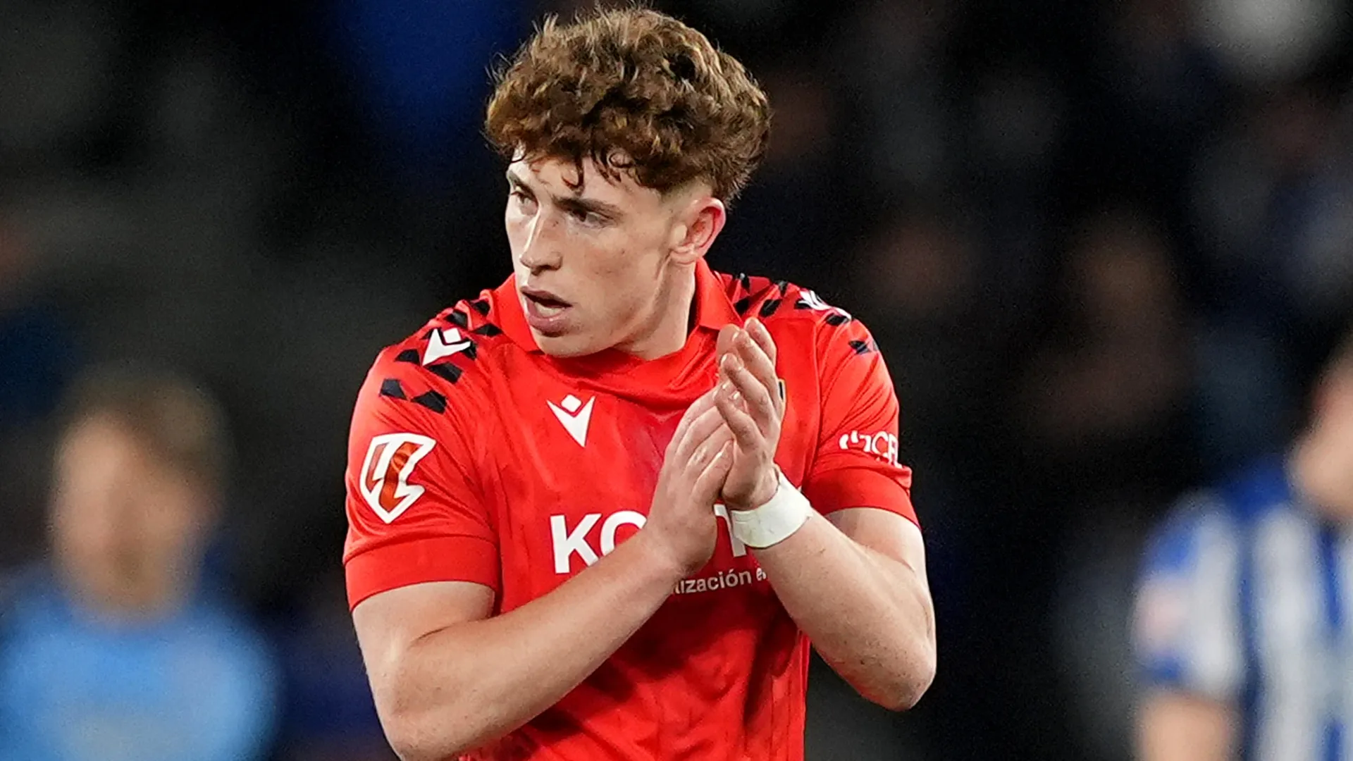 Victor Munoz of CA Osasuna celebrates scoring a goal. 