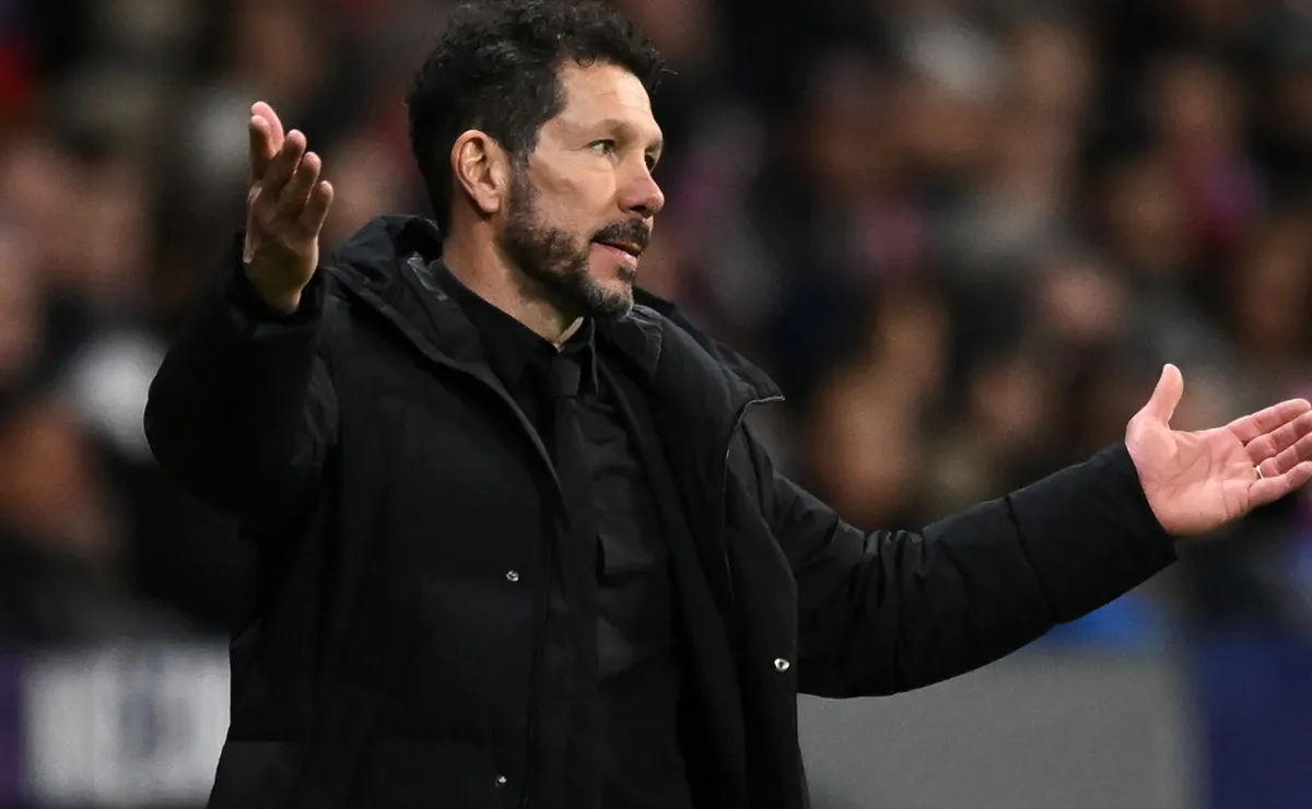 Simeone provides Lookman and Oblak updates ahead of Atletico Madrid’s Champions League semifinal against Arsenal
