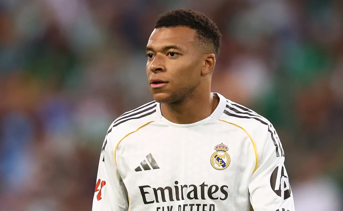 Kylian Mbappe reportedly sparks tension among Real Madrid teammates over trips before Barcelona clash