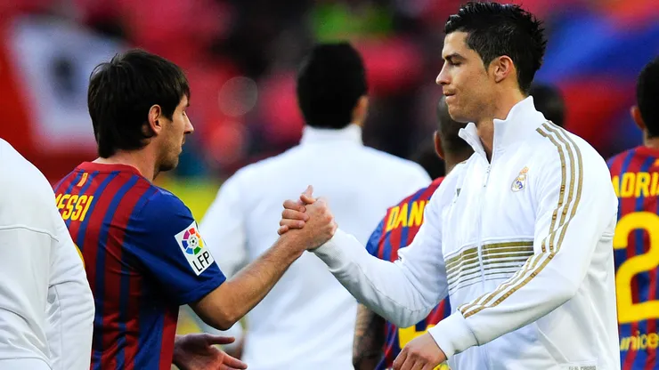 Lionel Messi of FC Barcelona (L) and Cristiano Ronaldo of Real Madrid CF (R)