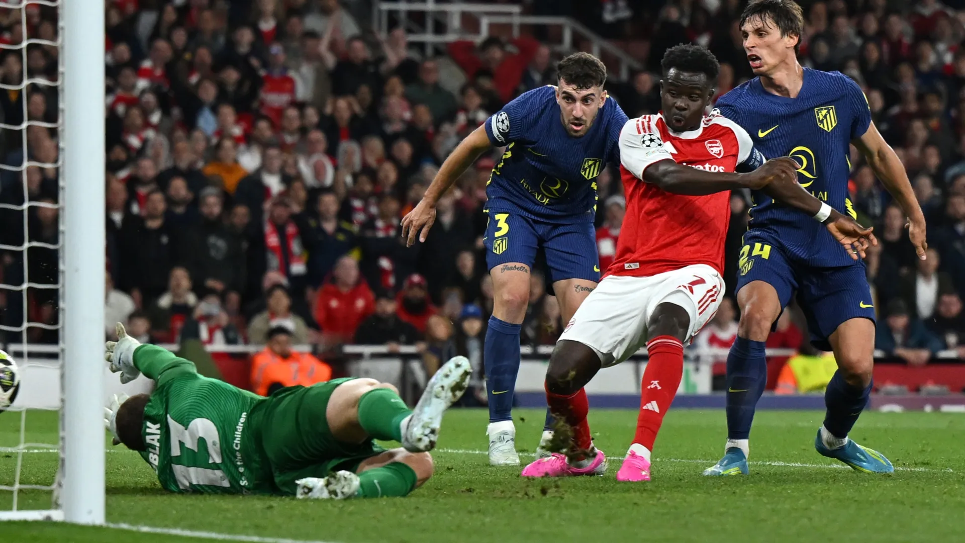 Saka decided the match with a goal (Shaun Botterill/Getty Images)