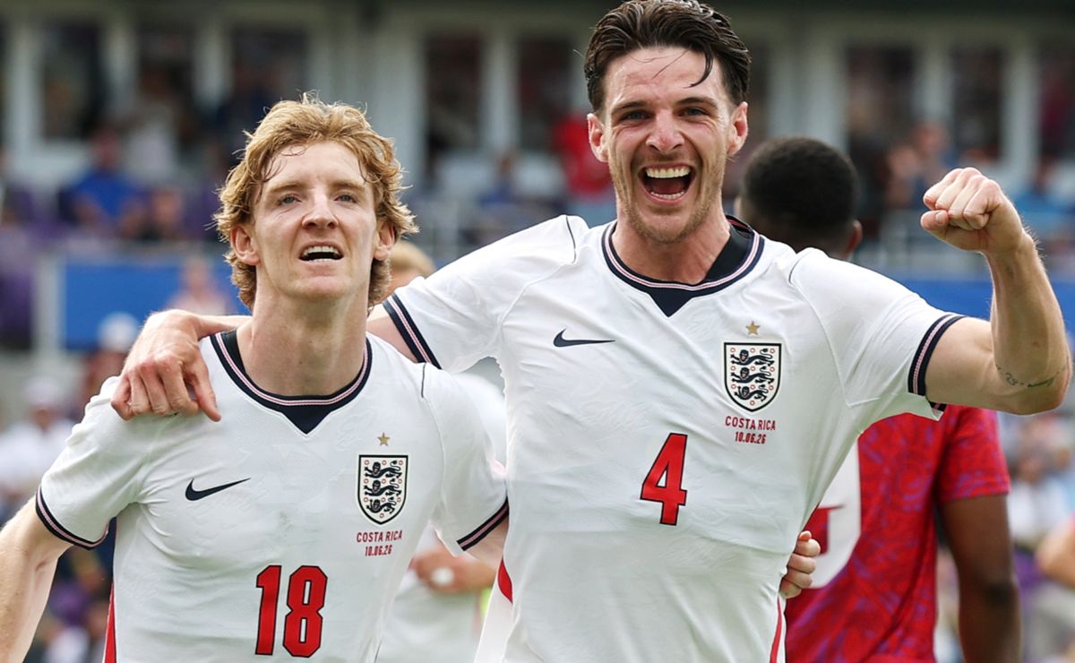 England beat Costa Rica 3-0 in their final friendly before the World Cup