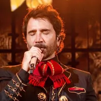 Who is Alejandro Fernández, the singer performing the Mexican anthem at the 2026 World Cup opening match?