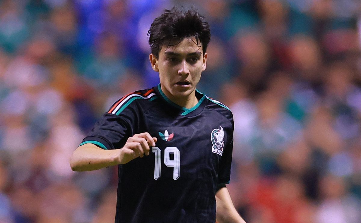 Who is Gilberto Mora? Age, club, stats, and €20M release clause for Mexico’s youngest 2026 World Cup player