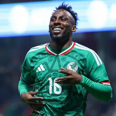 Why does Julián Quiñones play for Mexico? Birthplace, nationality, and eligibility of El Tri’s forward