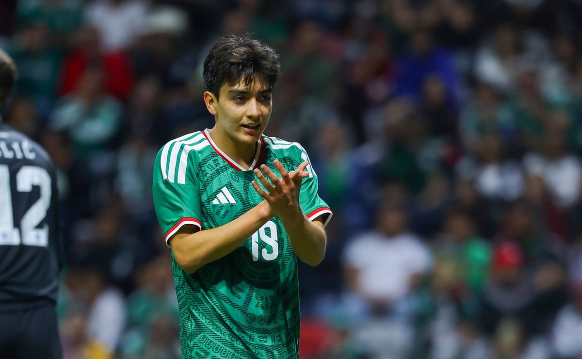 A 96-year-old record shattered: Gilberto Mora makes World Cup history for Mexico