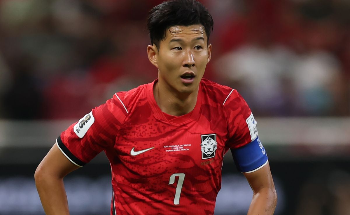 South Korea beat Czech Republic 2-1 in their World Cup debut