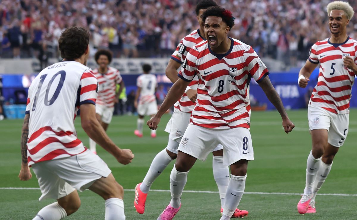 Video: USMNT’s first goal of the 2026 World Cup comes via own goal after Pulisic-McKennie combination