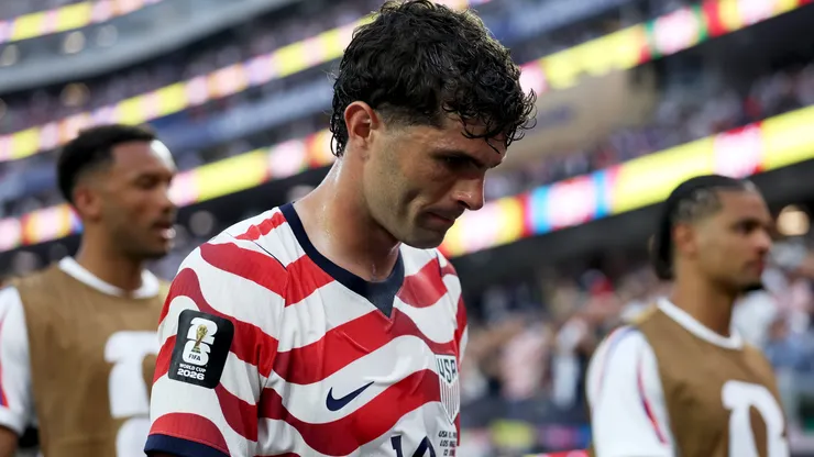 Christian Pulisic #10 of the United States looks on as he walks off at the end of the first half