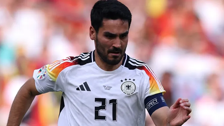 Gündogan was the captain of the team in his last competition