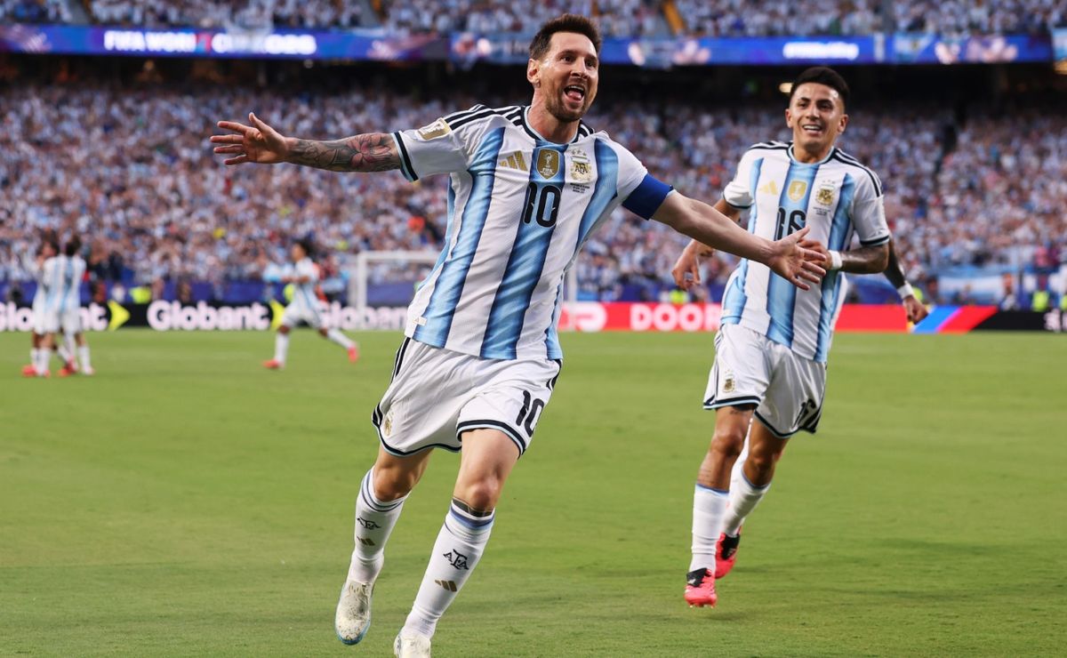Video: Messi scores brace for Argentina vs Algeria, delivering another masterpiece