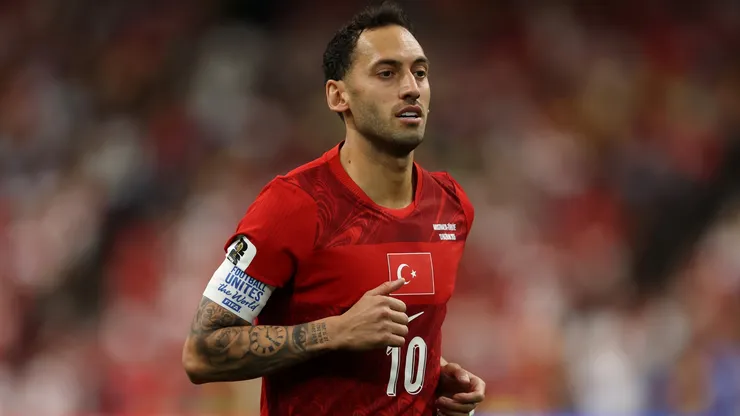 Hakan Calhanoglu of Turkiye