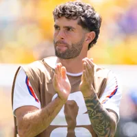 Christian Pulisic celebrates USMNT milestone with warm message to teammates despite being forced to watch Australia win from sidelines