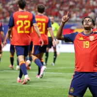 Video: Lamine Yamal strikes in 10th minute for debut World Cup goal vs Saudi Arabia
