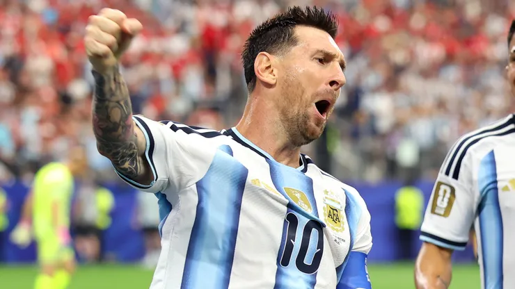 Lionel Messi #10 of Argentina celebrates after scoring