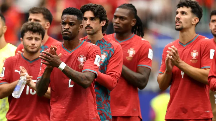 Portugal players applaud fans after the 1-1 draw to DR Congo.