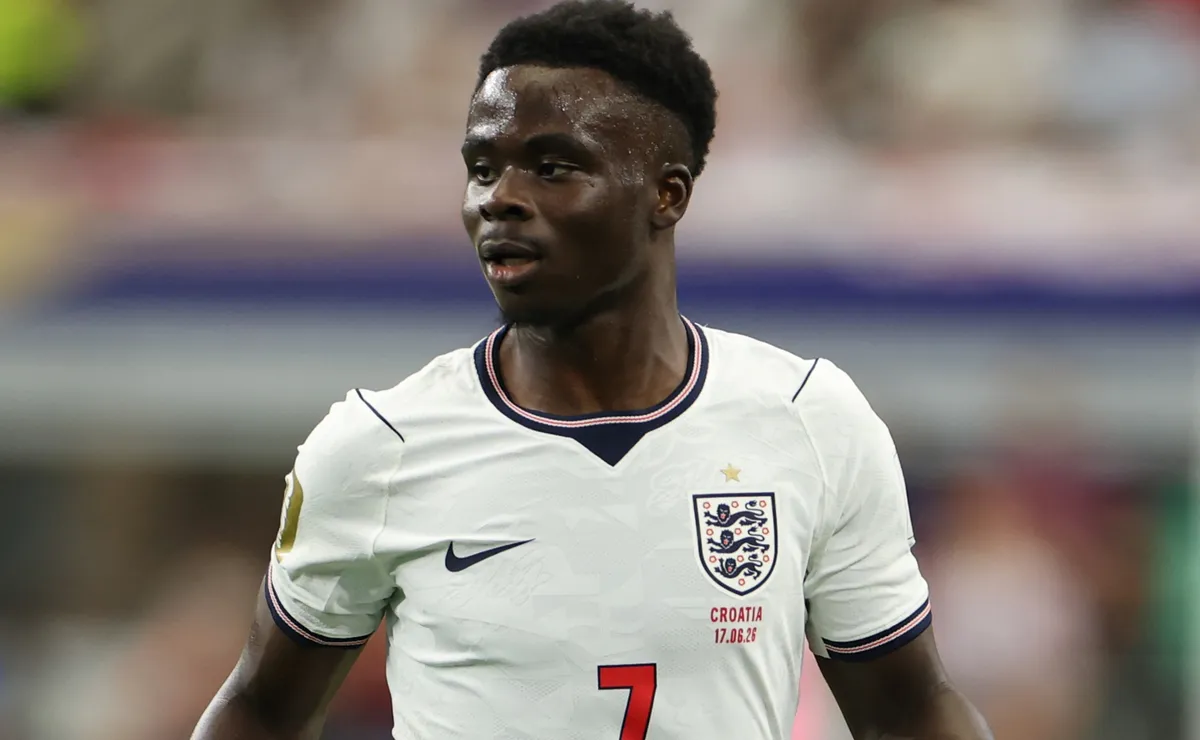 Why isnβt Bukayo Saka starting for England against DR Congo at the 2026 World Cup?