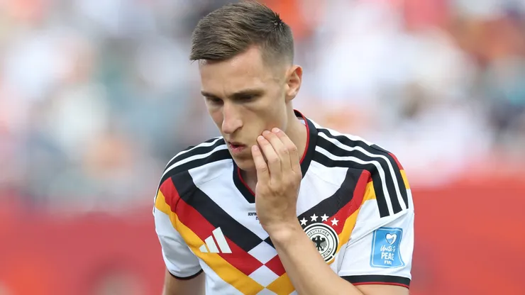 Nico Schlotterbeck #15 of Germany reacts.
