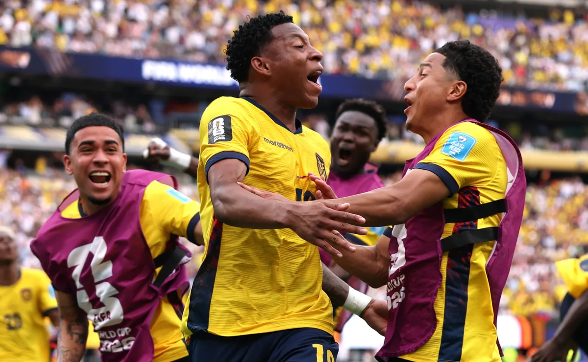 Have Ecuador secured a place in the Round of 32 after beating Germany 2-1?  - World Soccer Talk