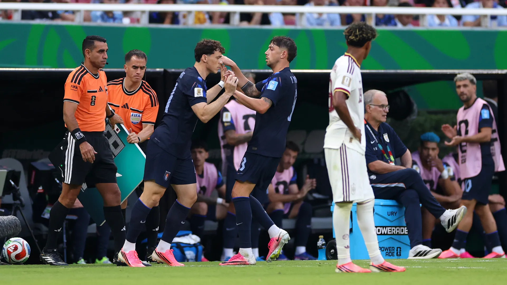 Federico Vinas #21 of Uruguay replaces Federico Valverde. (Getty Images)