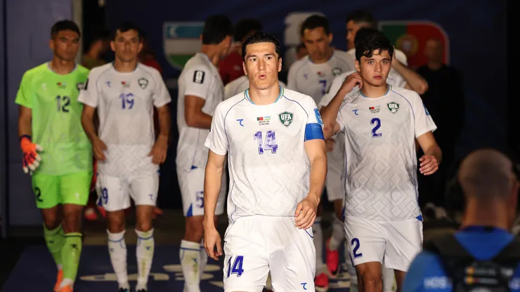 Eldor Shomurodov #14 of Uzbekistan.
